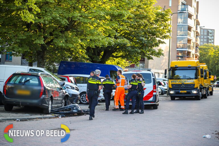 Politieachtervolging, gewonden en veel schade na aanrijding in Ridderkerk