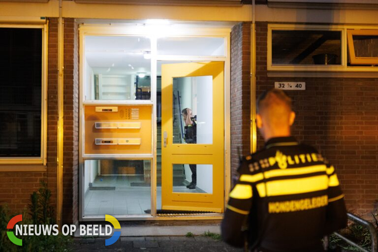 Man gewond bij steekpartij in woning in Ridderkerk, vrouw aangehouden