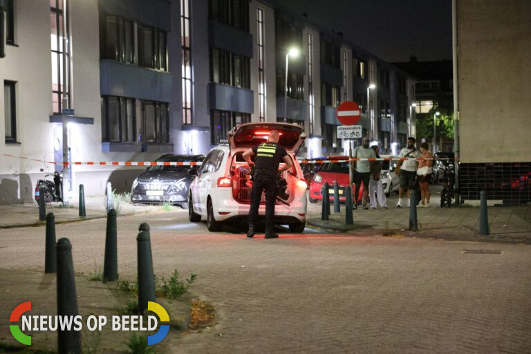 Inbreker vlucht dak op na betrapt te zijn in woning aan Finsestraat – taser en hoogwerker ingezet