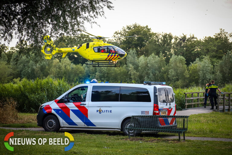 Traumahelikopter ingezet voor medische noodsituatie in woning Mozartstraat Ridderkerk