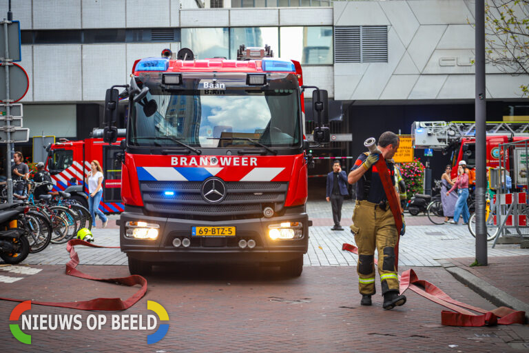 Brand in opslagruimte veroorzaakt grote rookontwikkeling en ontruiming Holland Casino Kruisstraat Rotterdam