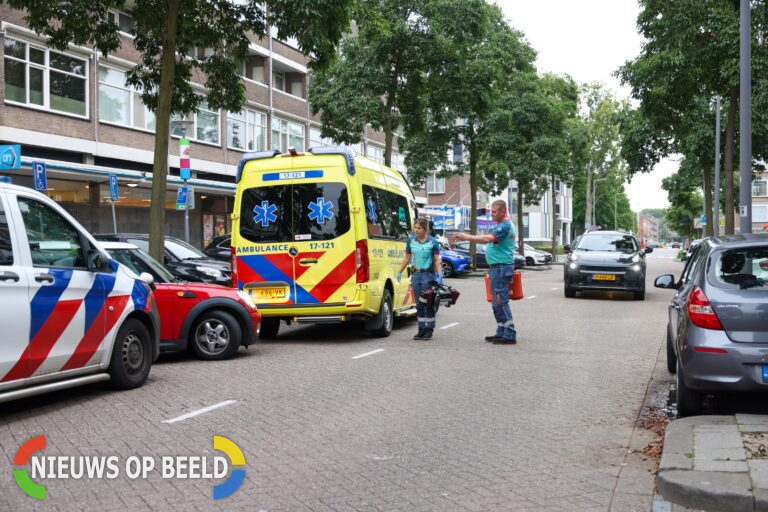 Supermarktmedewerker gewond na steekpartij Krabbendijkestraat Rotterdam