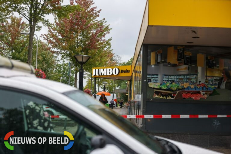 Minderjarig meisje neergestoken bij Jumbo Wingerd Capelle aan den Ijssel