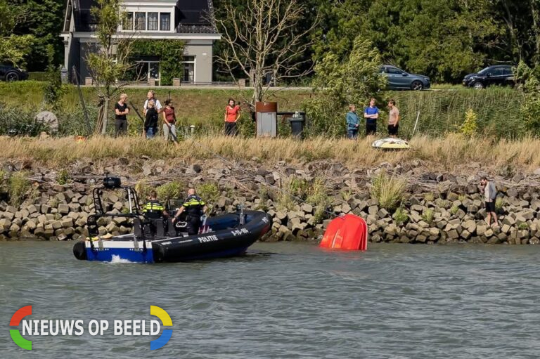 Boot met vier opvarenden gezonken op Hollandsche IJssel