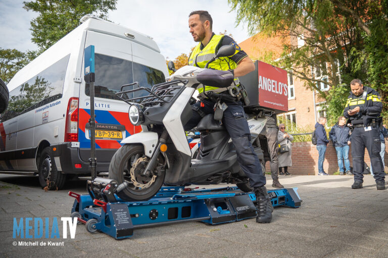 13-jarige bezorger ontdekt bij grote actie tegen kinderarbeid politie en arbeidsinspectie