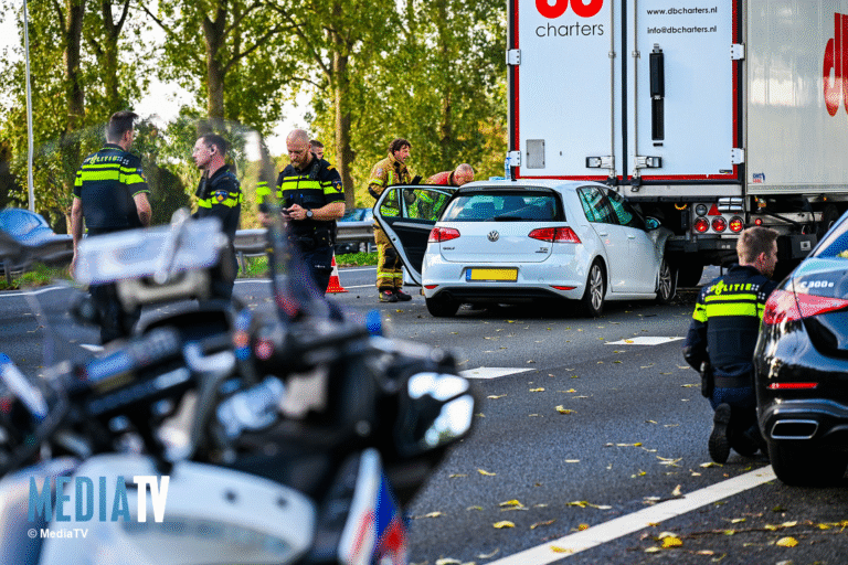 Gewonde na ongeval met vrachtwagen A20 Nieuwerkerk aan den IJssel