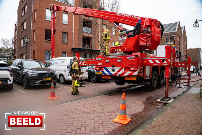 Bewoners op straat na brand in appartement Havenstraat Vlaardingen
