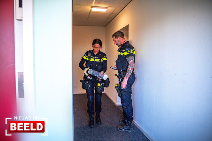 Man gewond na steekpartij; vrouwelijke verdachte aangehouden Heersdijk Hoogvliet Rotterdam