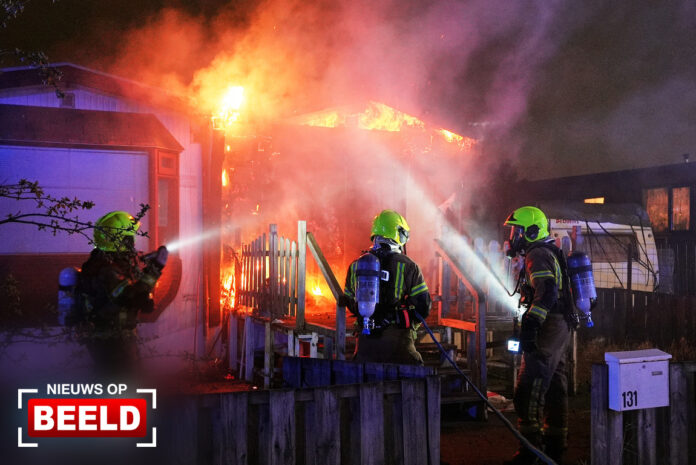 Veel schade aan woonwagen door brand Groenoord Spijkenisse