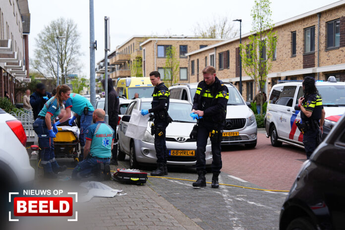 Man ernstig gewond bij uit de hand gelopen ruzie tussen glazenwassers Joop Den Uyllaan Schiedam