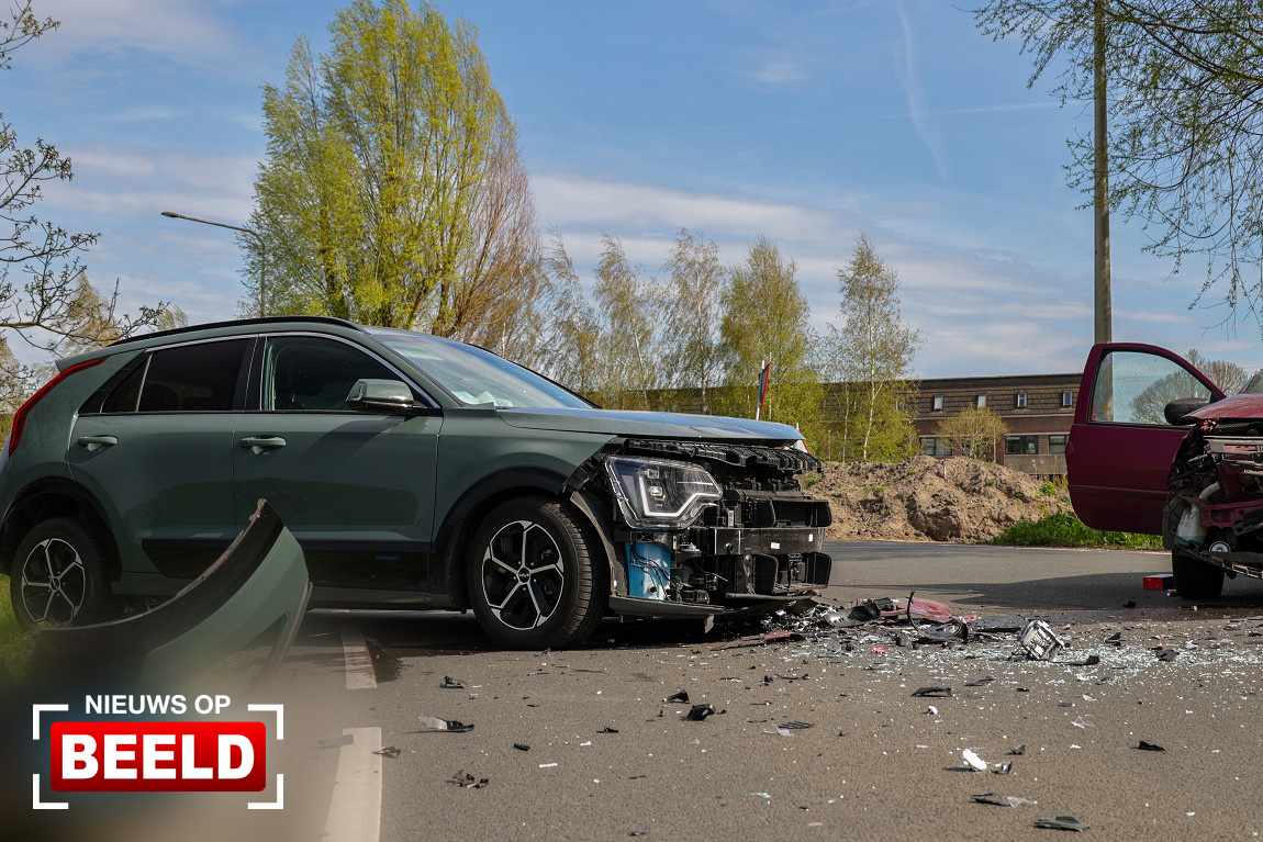 Ravage na frontale botsing Wethouder Visweg Moordrecht.