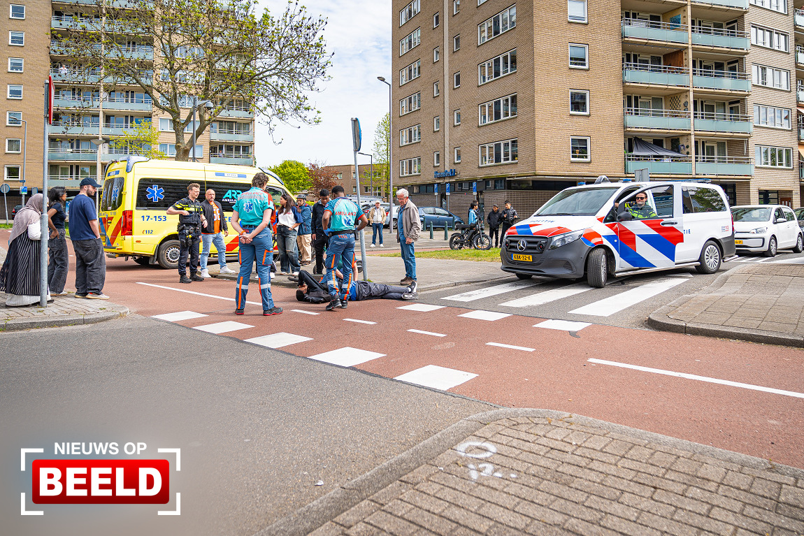 Jongen op step aangereden door automobilist Langenhorst Rotterdam.
