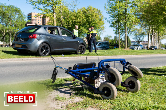 Vrouw met rollator aangereden en naar ziekenhuis Pascalweg Rotterdam