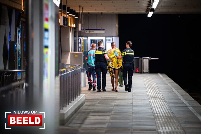 Twee gewonden bij steekpartij op metrostation Slinge Rotterdam