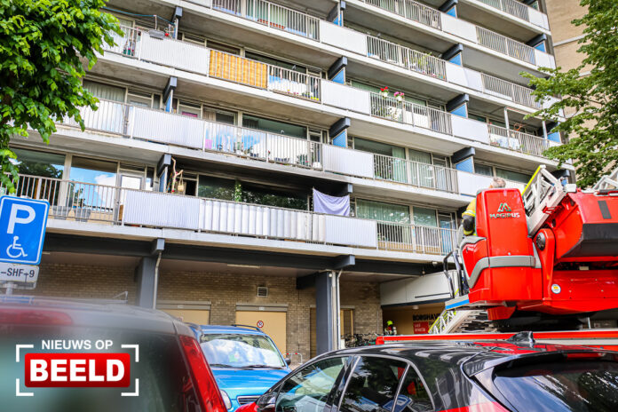 Meerdere slachtoffers na grote brand in flatgebouw Wilgenlei Rotterdam