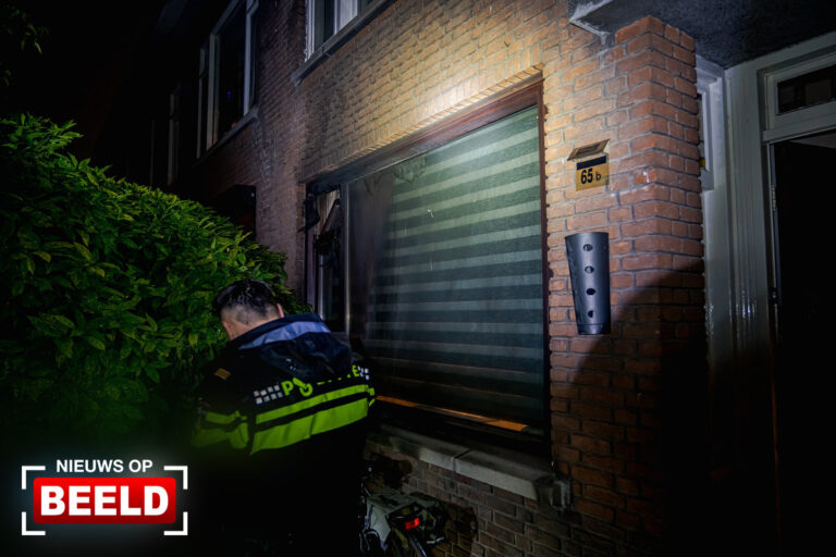 Schade aan woning na explosie De Quackstraat Rotterdam