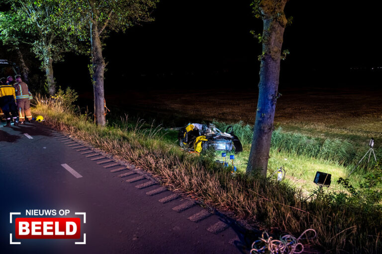 Twee doden en zwaargewonde bij ernstig ongeval Westdijk Dirksland