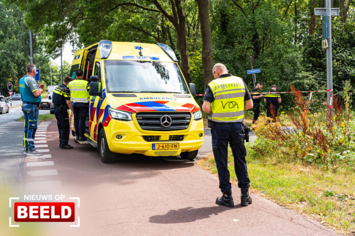 Wielrenner gereanimeerd na aanrijding met fietser Schulpweg Rotterdam