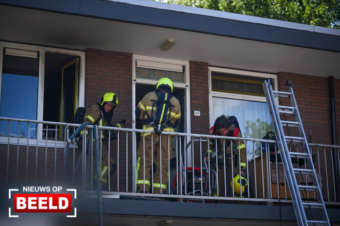 Twee personen nagekeken na brand in slaapkamer Lijnzaadstraat ‘s-Gravendeel
