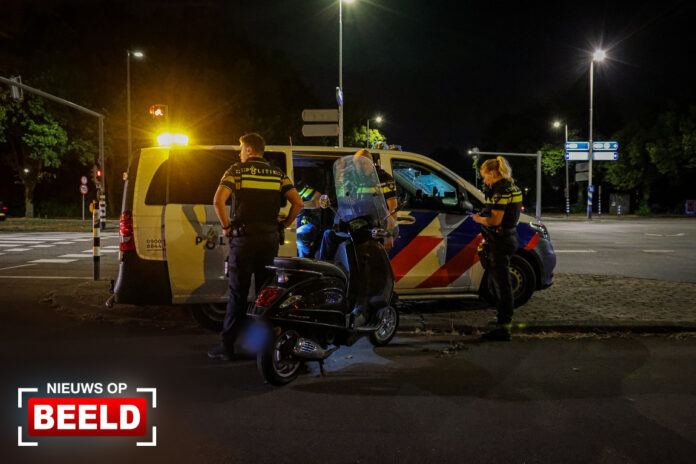 Scooterrijder hard ten val Bosdreef Rotterdam