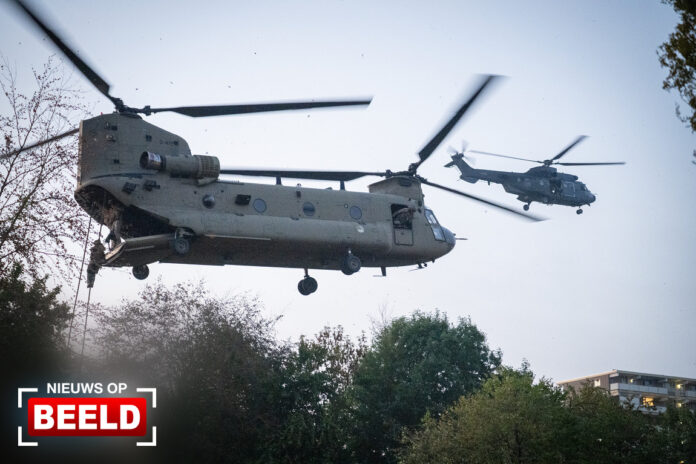 Meerdere helikopters ingezet bij millitaire oefening Groene Tuin Rotterdam
