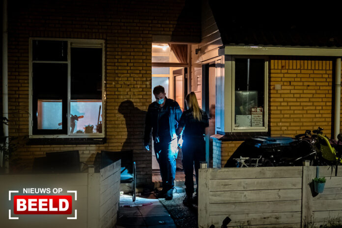 Schoten gelost bij woning Dilledonk-Zuid Spijkenisse