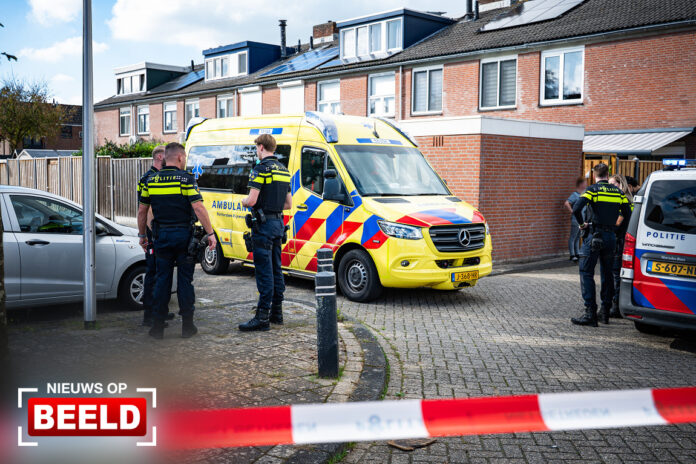 Bestuurder vlucht na aanrijding in relationele sfeer Paprikadonk Spijkenisse