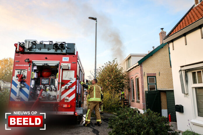 Brand in hoekwoning snel onder controle Bergse Linker Rottekade Rotterdam