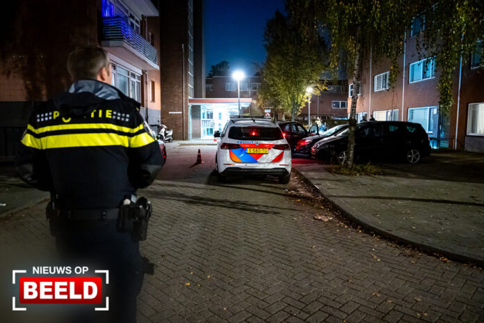 Politie schiet gericht op verdachte na overval bij bedrijfspand Berkenwoudestraat Rotterdam